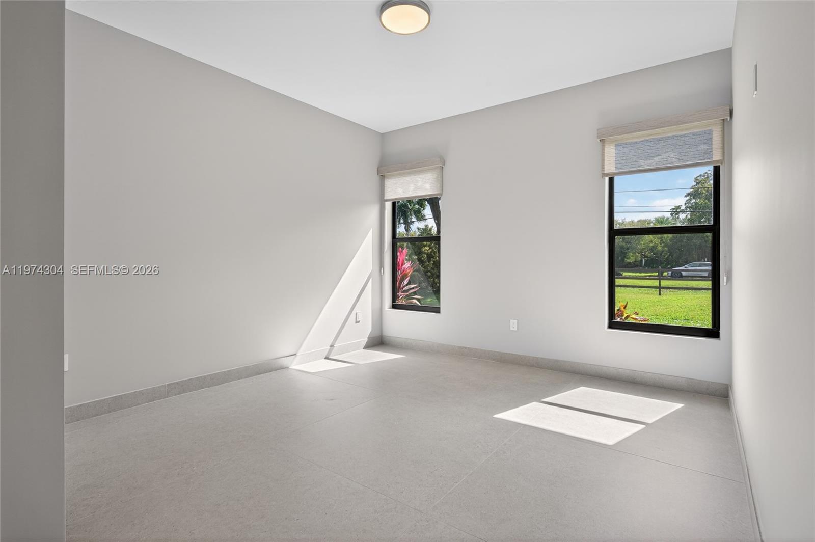 14401 W Palomino Dr, Southwest Ranches FL 33330