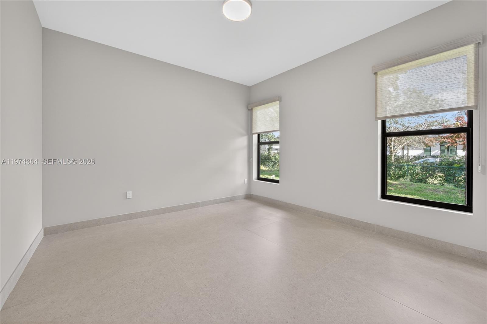 14401 W Palomino Dr, Southwest Ranches FL 33330