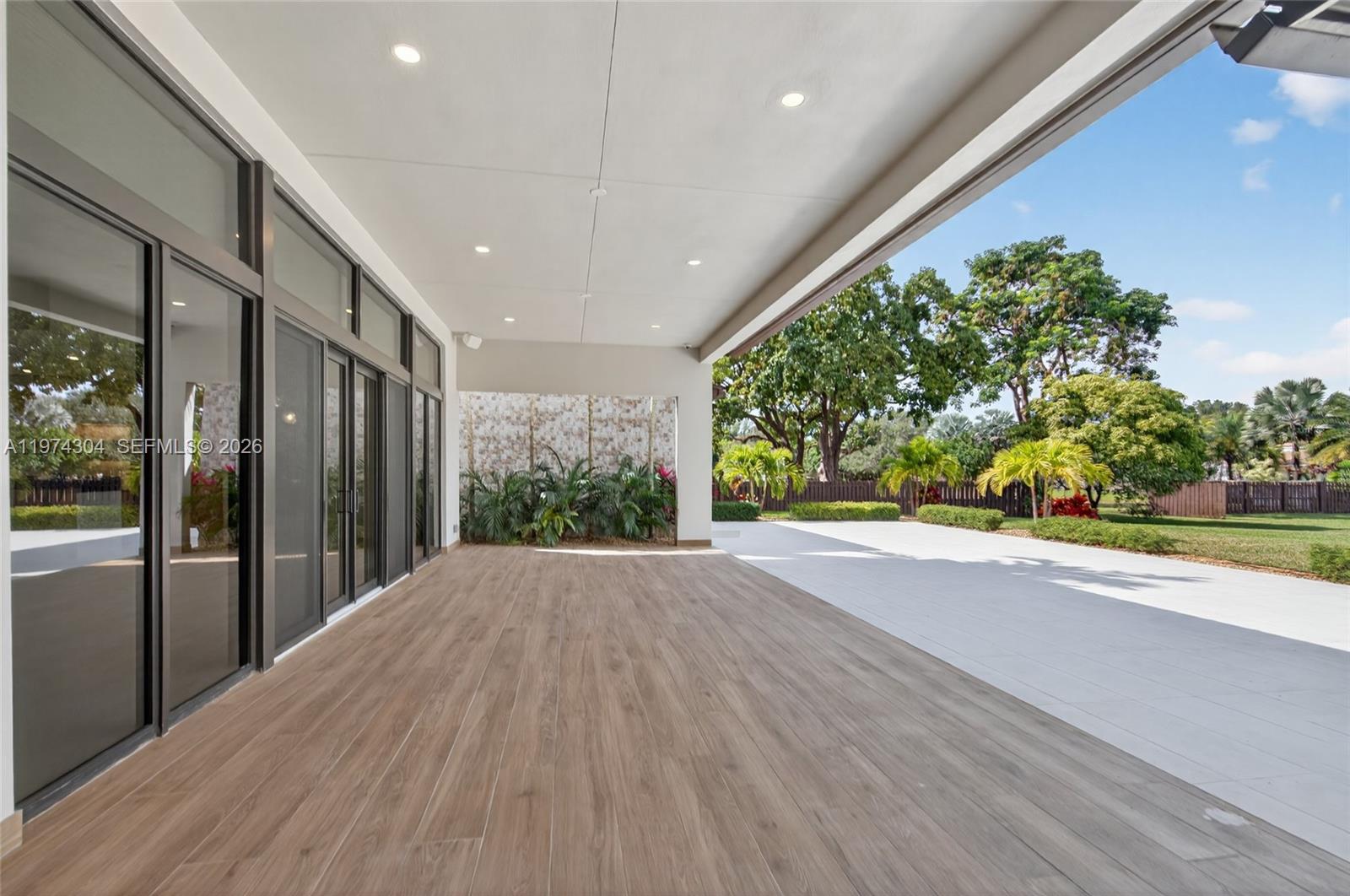 14401 W Palomino Dr, Southwest Ranches FL 33330