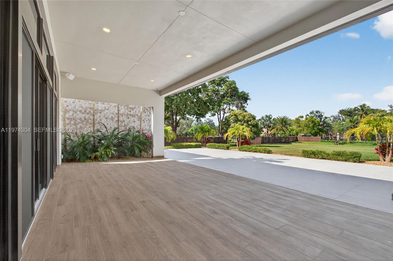 14401 W Palomino Dr, Southwest Ranches FL 33330