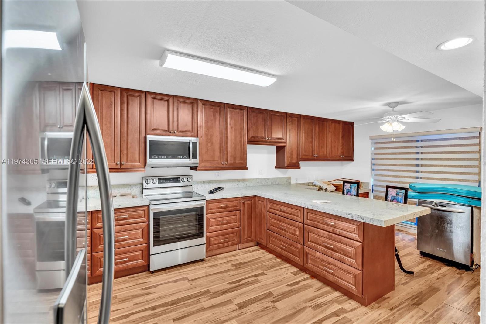 825 NE 26th Ave, Hallandale Beach FL 33009