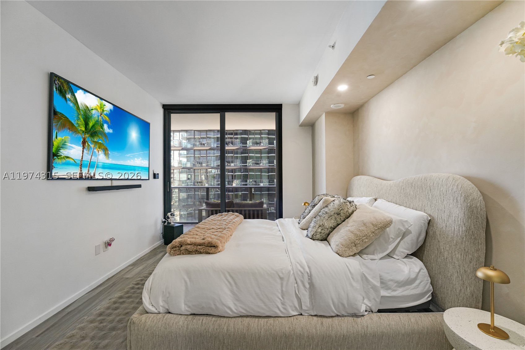 801 S Miami Ave #3107, Miami FL 33130
