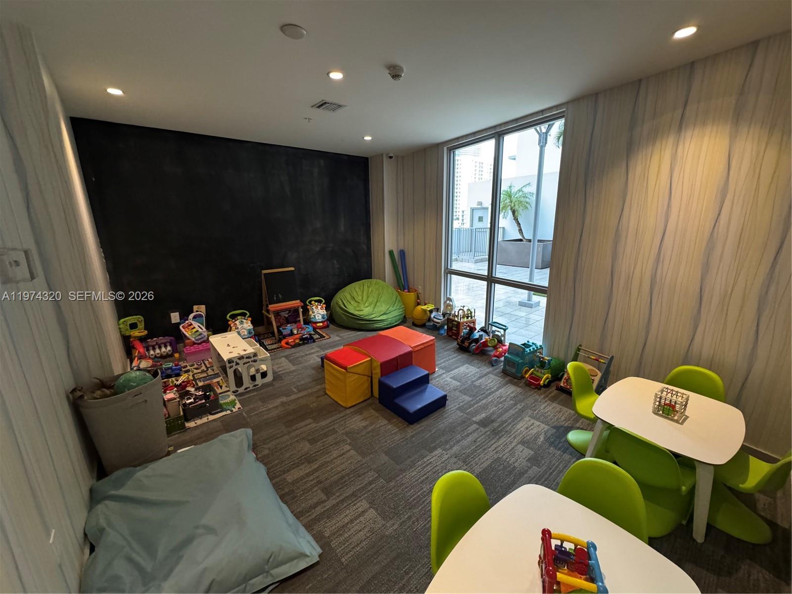 1010 SW 2nd Ave #1505, Miami FL 33130