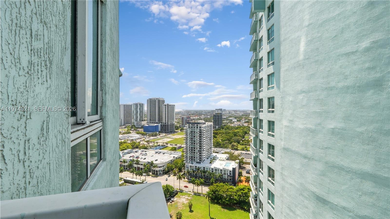 1900 N Bayshore Dr #2810, Miami FL 33132