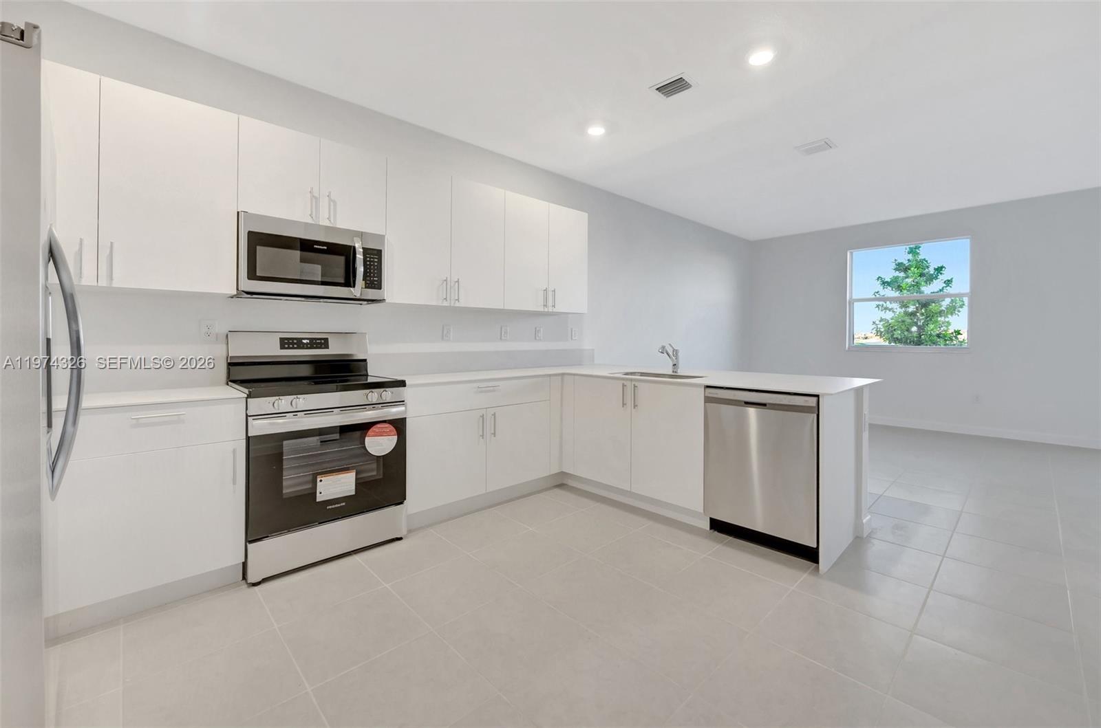 2556 SE 27th Ct #2556, Homestead FL 33035