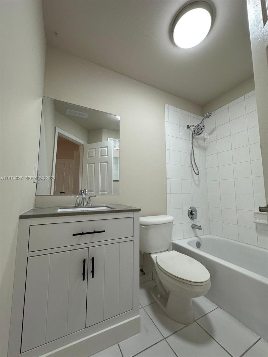 2313 SE 24th Ave #2313, Homestead FL 33035