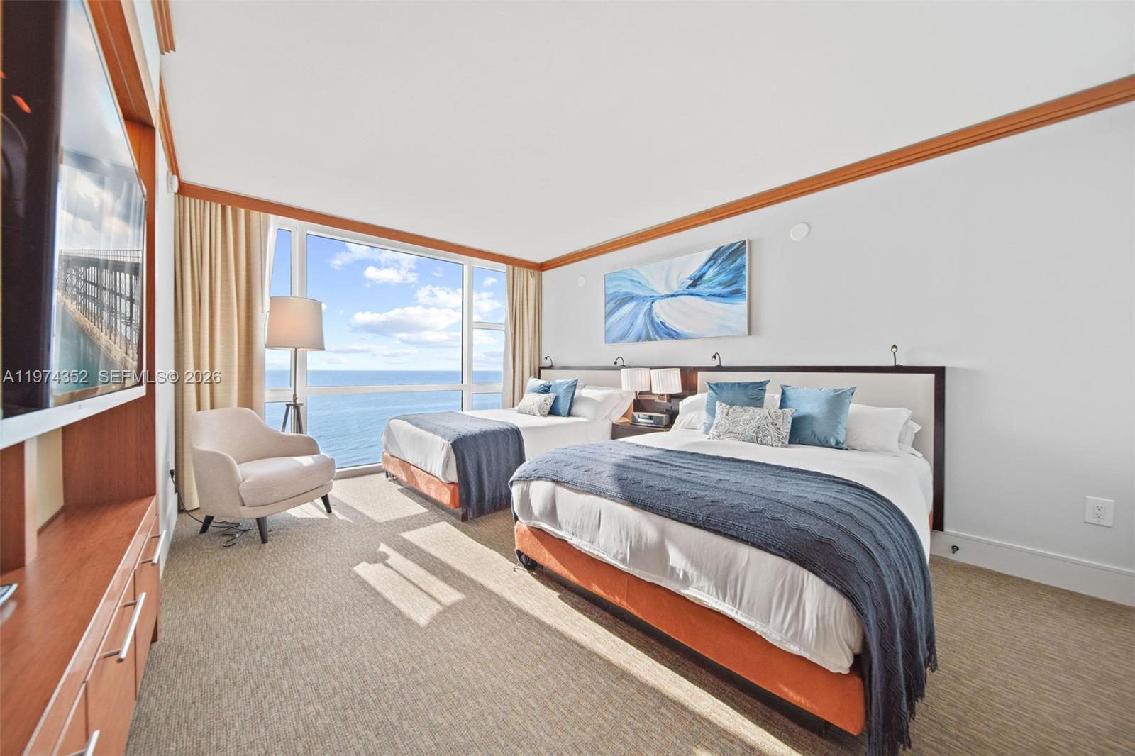 6801 Collins Ave #604, Miami Beach FL 33141