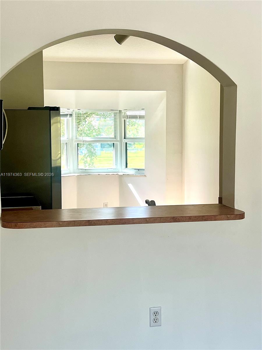 930 NE 33rd Terr #203, Homestead FL 33033