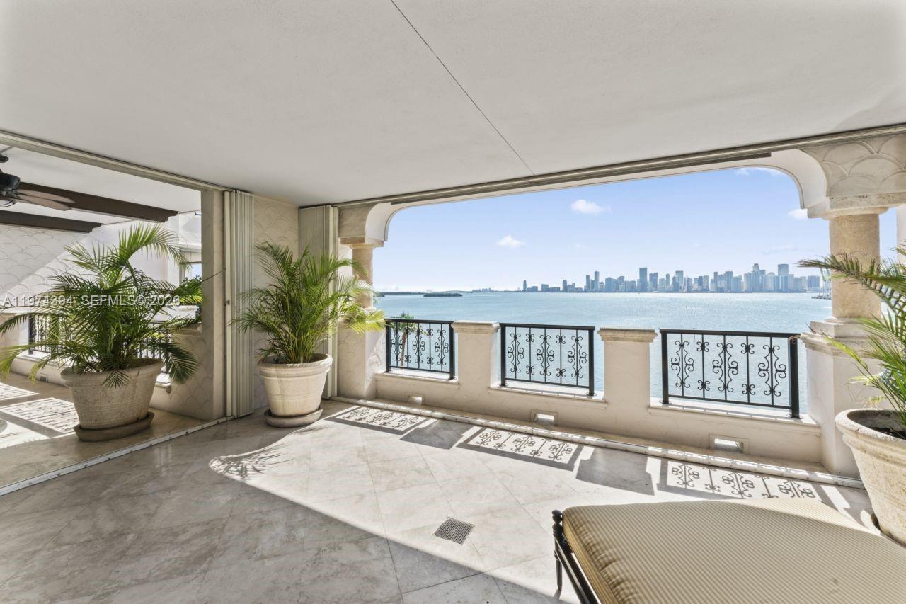 5266 Fisher Island Dr #5266, Miami Beach FL 33109