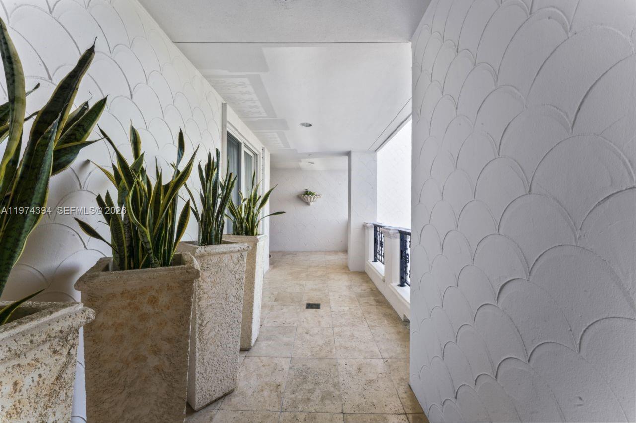 5266 Fisher Island Dr #5266, Miami Beach FL 33109