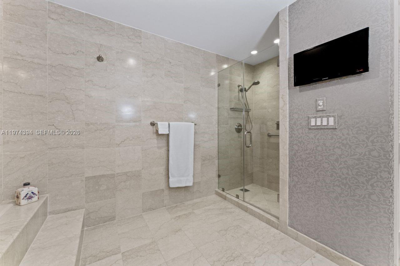 5266 Fisher Island Dr #5266, Miami Beach FL 33109