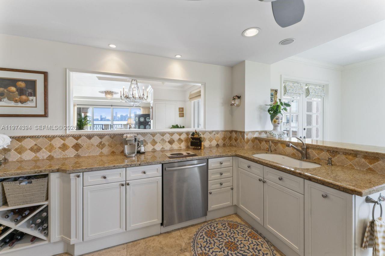 5266 Fisher Island Dr #5266, Miami Beach FL 33109