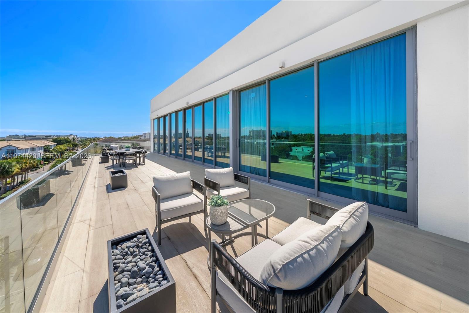 246 NE 6TH AVE #PH, Delray Beach FL 33483
