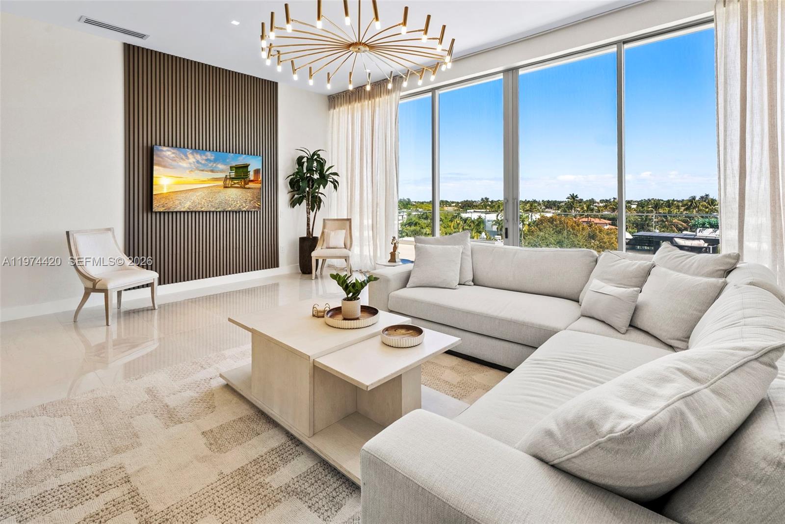 246 NE 6TH AVE #PH, Delray Beach FL 33483