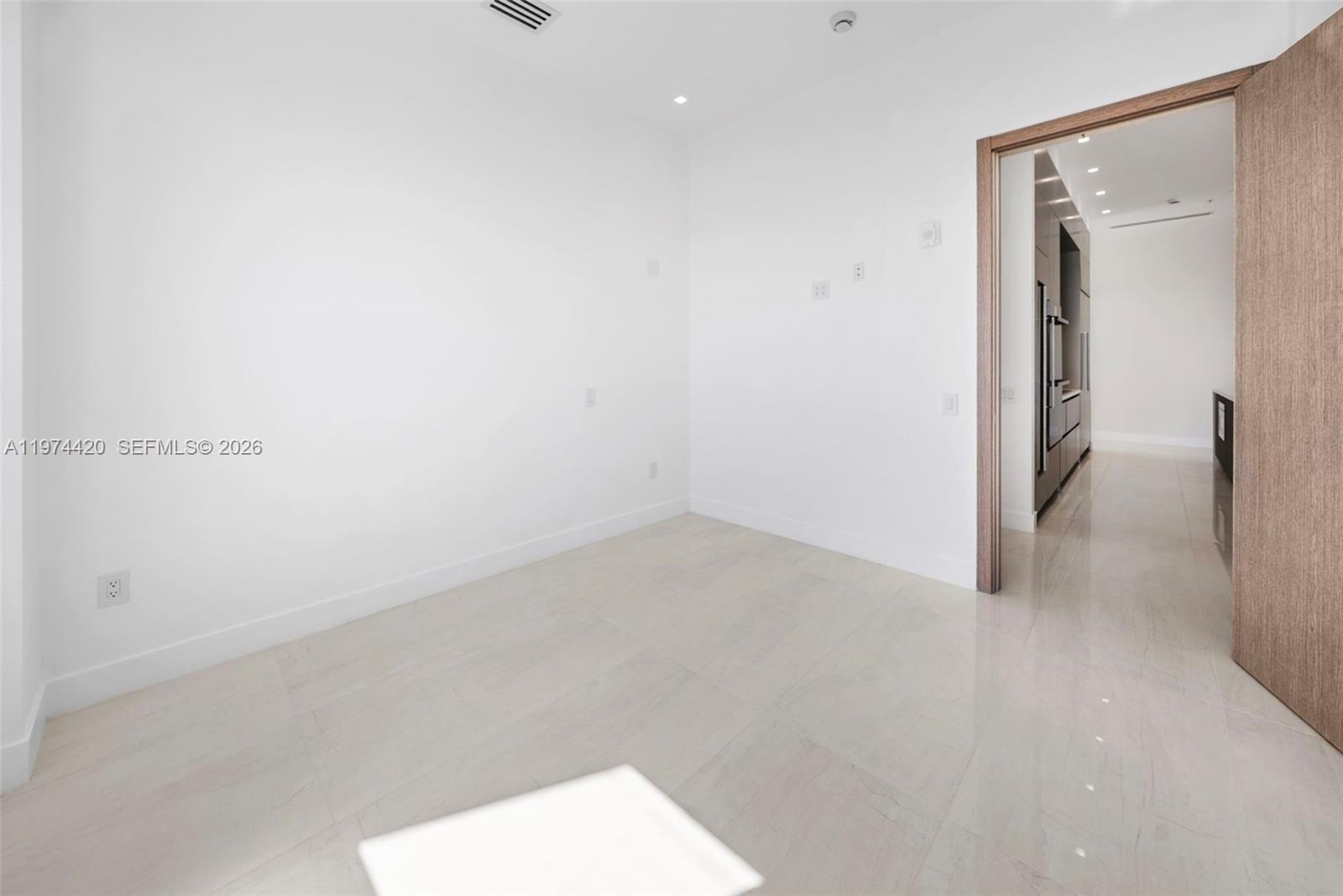 246 NE 6TH AVE #PH, Delray Beach FL 33483