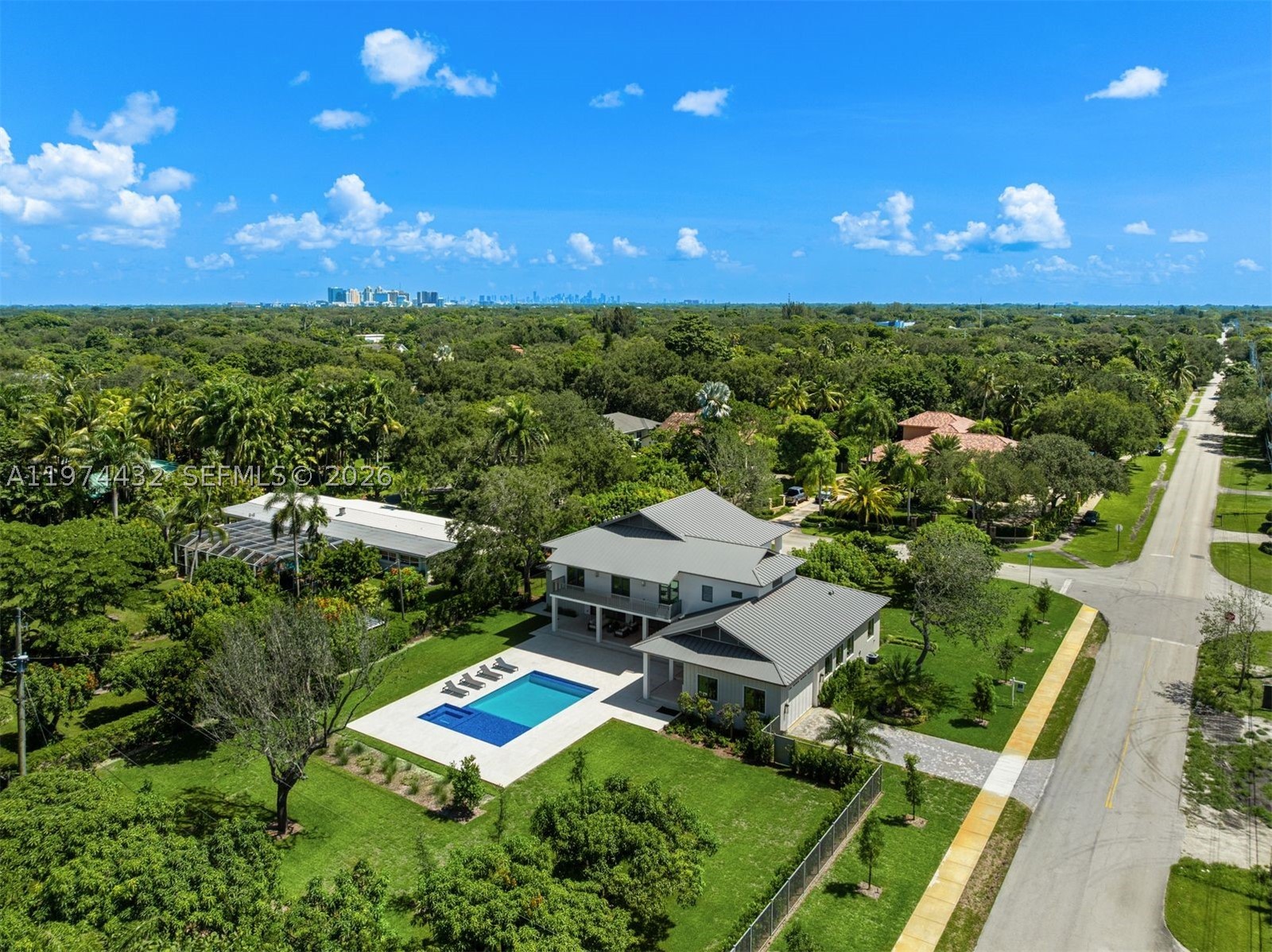 8901 SW 120th St, Miami FL 33176