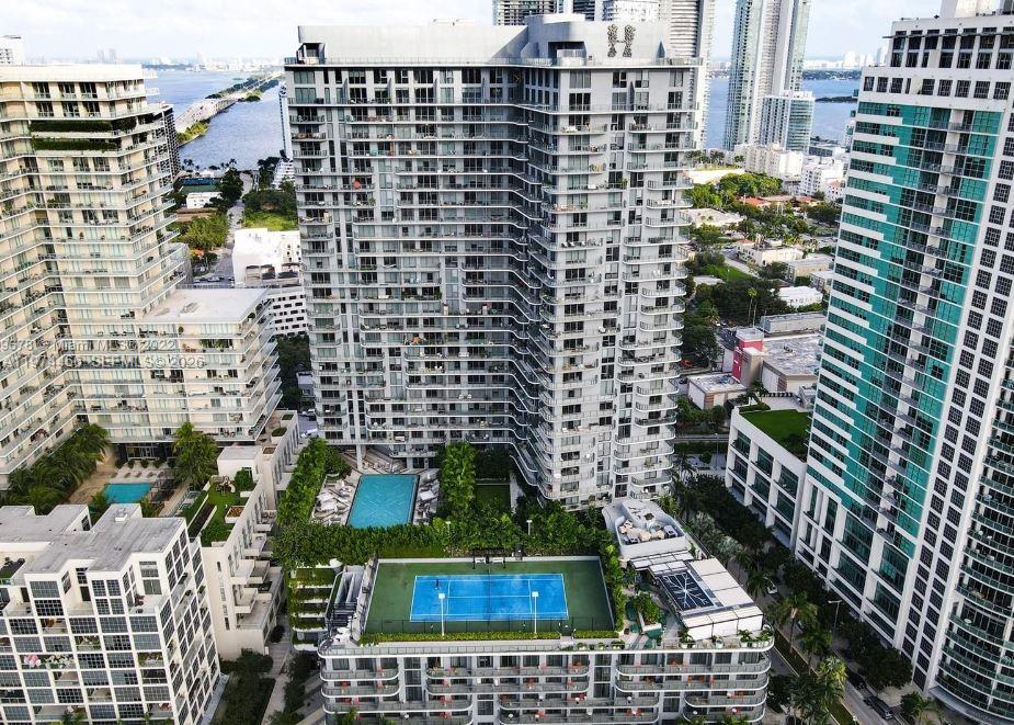 121 NE 34th St #1603, Miami FL 33137