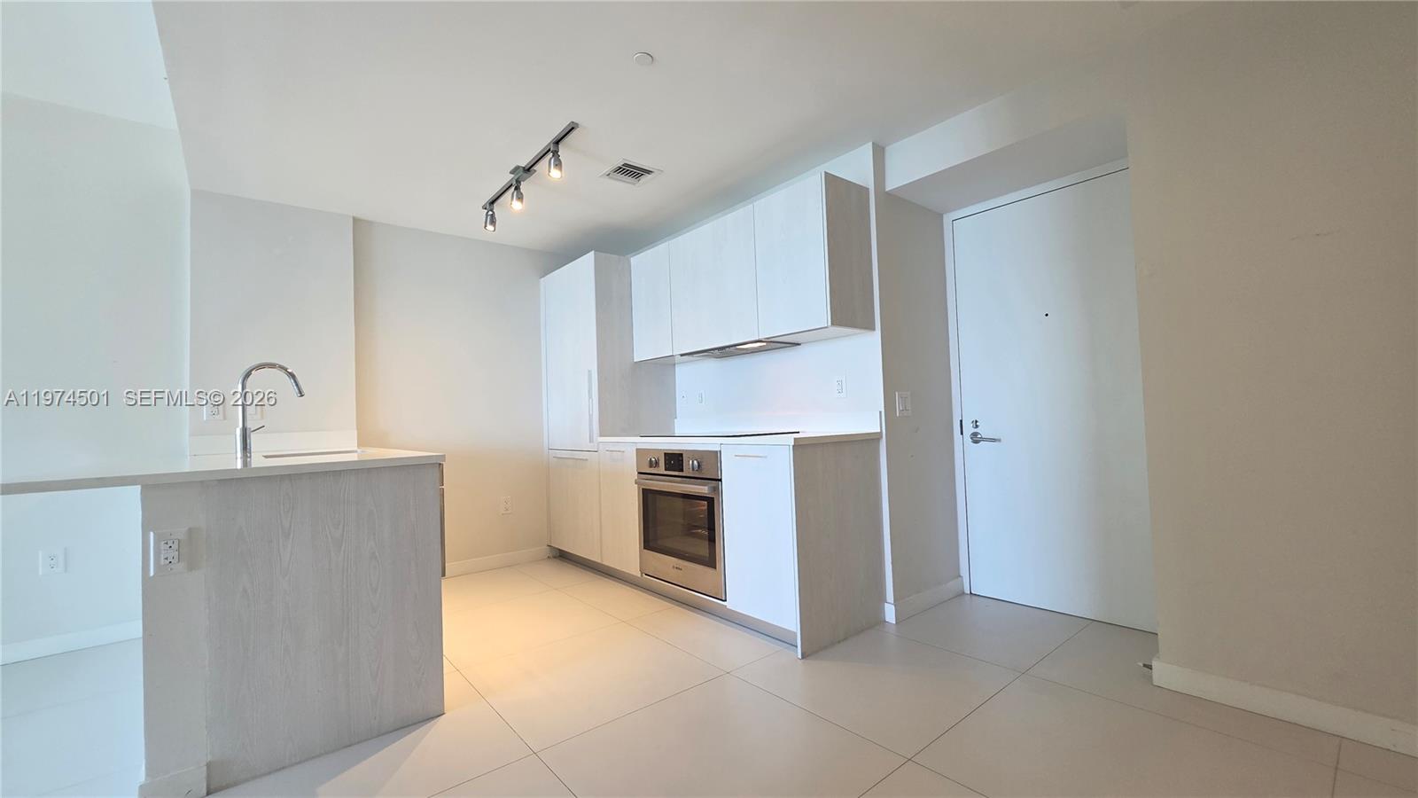 501 NE 31st St #2404, Miami FL 33137