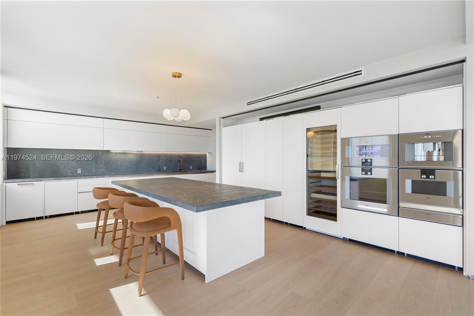 7043 Fisher Island Dr #7043, Miami Beach FL 33109