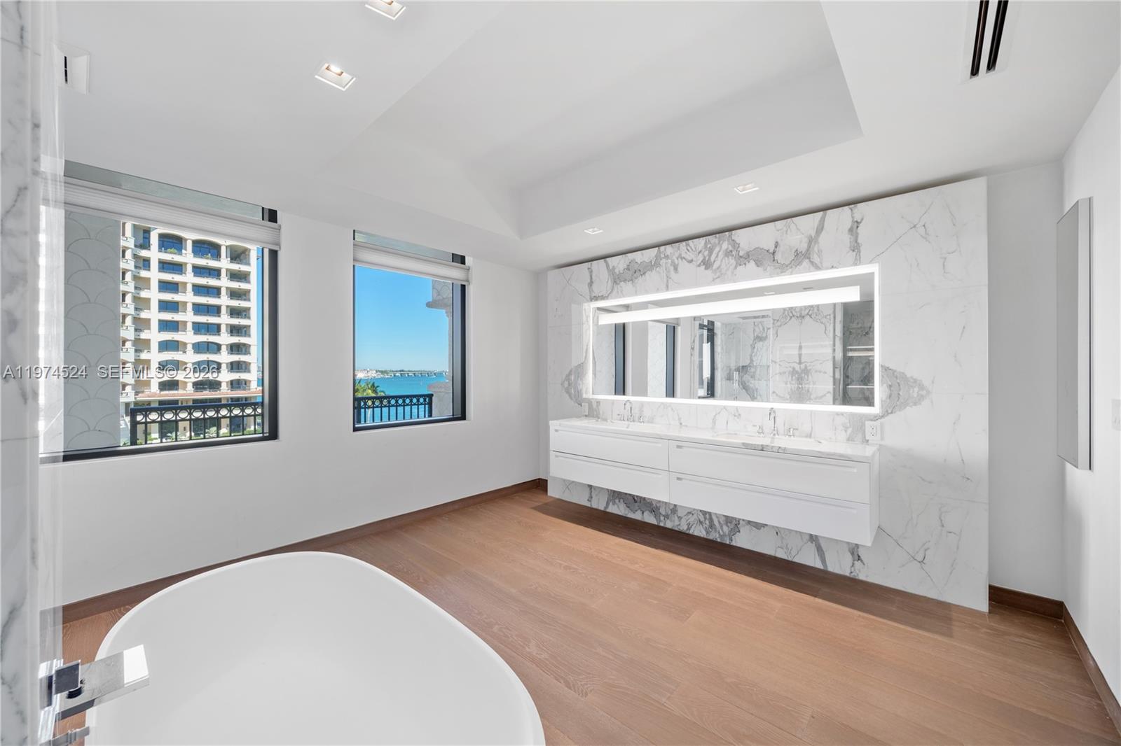 7043 Fisher Island Dr #7043, Miami Beach FL 33109