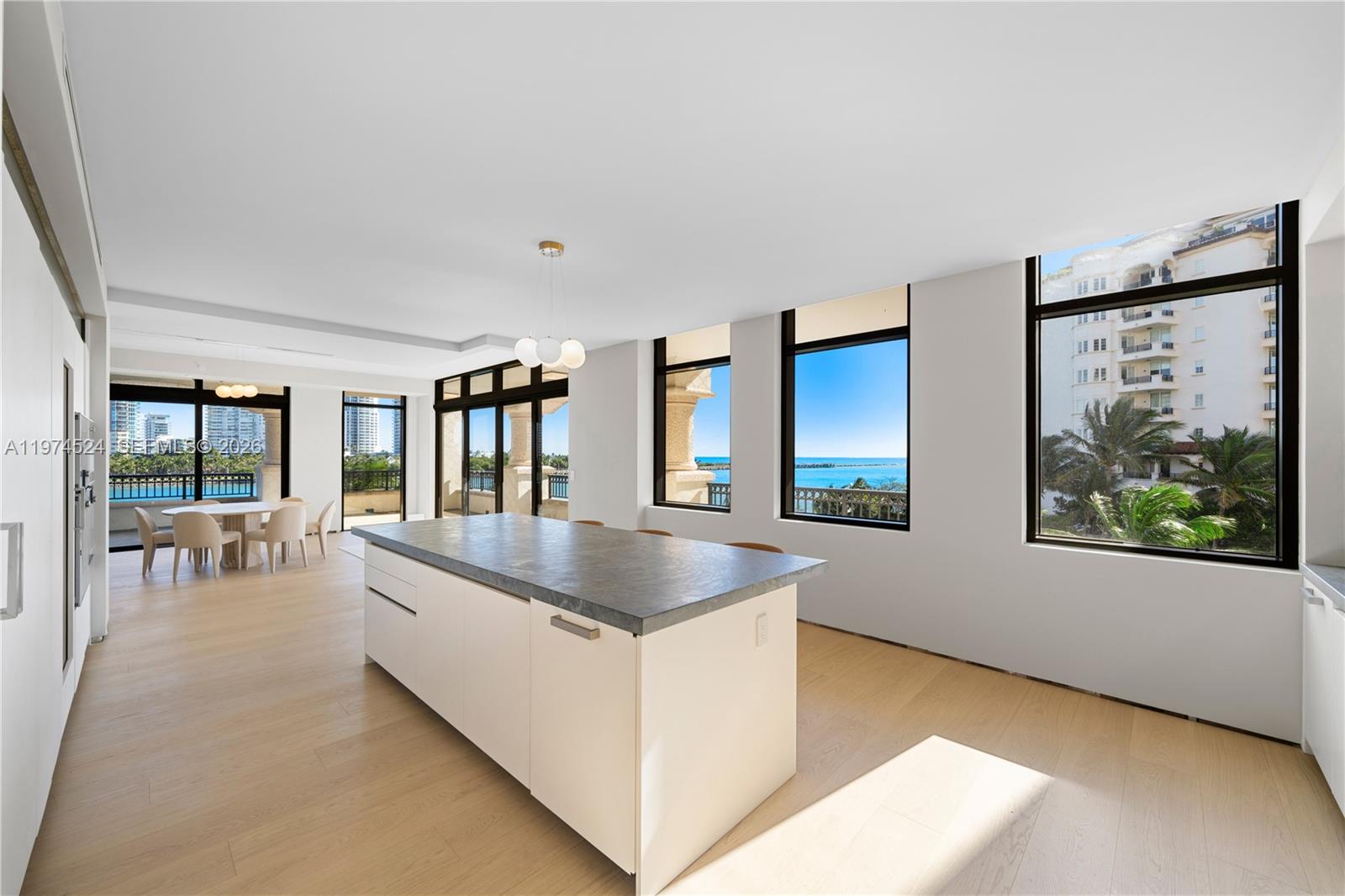 7043 Fisher Island Dr #7043, Miami Beach FL 33109