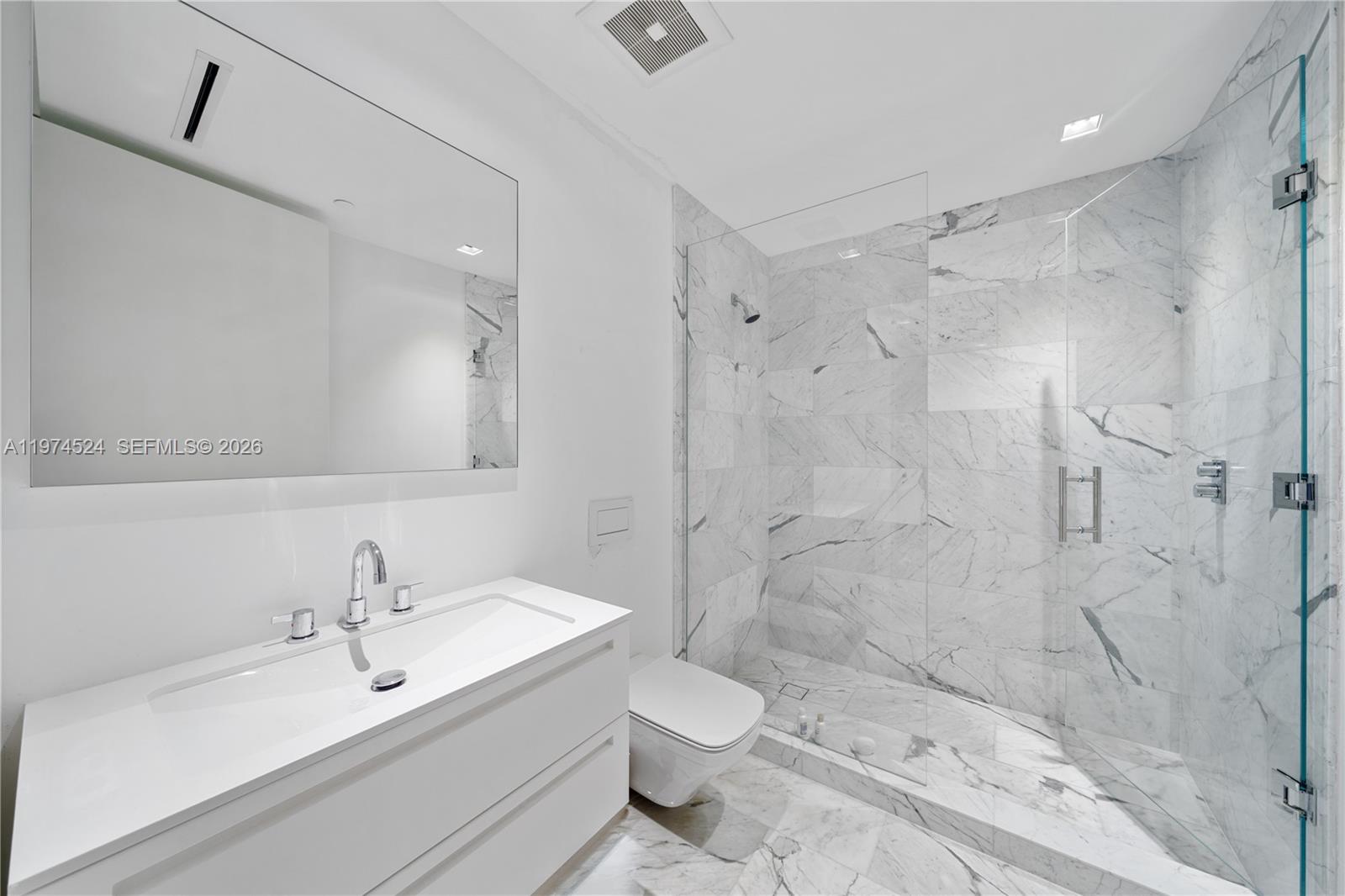 7043 Fisher Island Dr #7043, Miami Beach FL 33109
