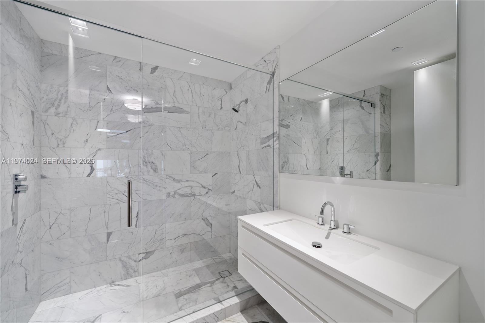 7043 Fisher Island Dr #7043, Miami Beach FL 33109