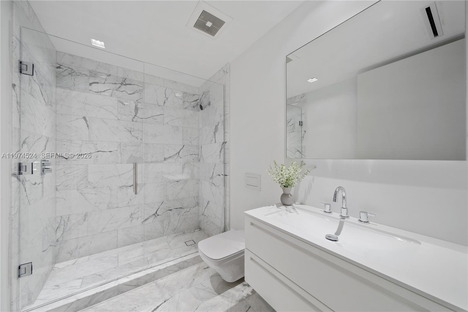 7043 Fisher Island Dr #7043, Miami Beach FL 33109