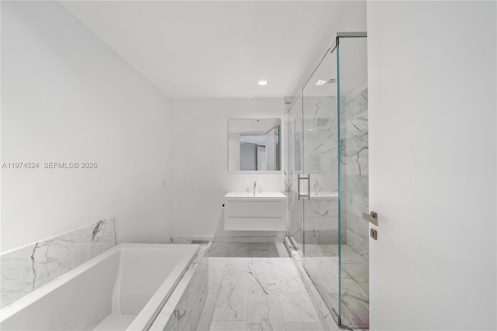 7043 Fisher Island Dr #7043, Miami Beach FL 33109
