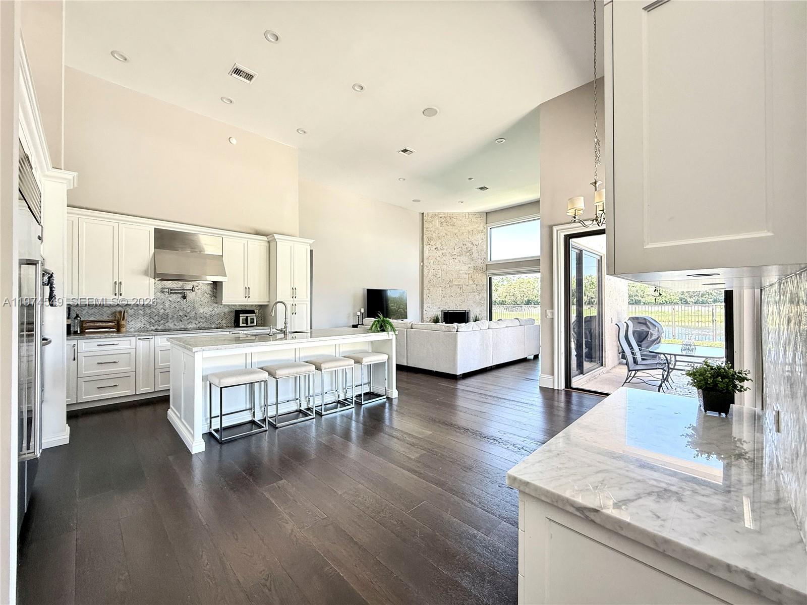400 Alexandra Cir #0, Weston FL 33326