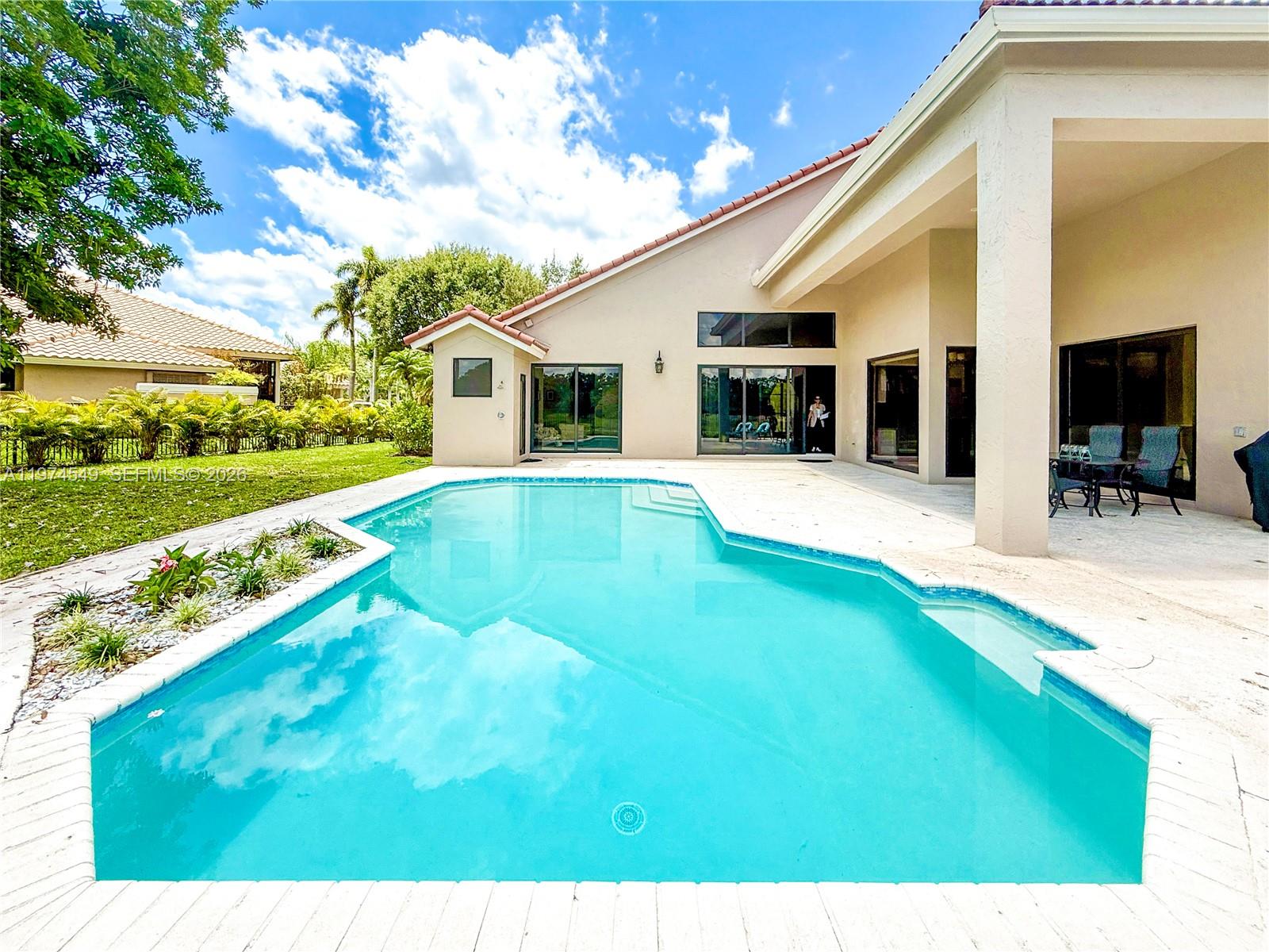 400 Alexandra Cir #0, Weston FL 33326