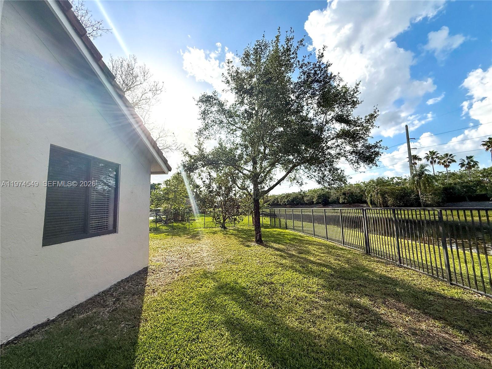 400 Alexandra Cir #0, Weston FL 33326