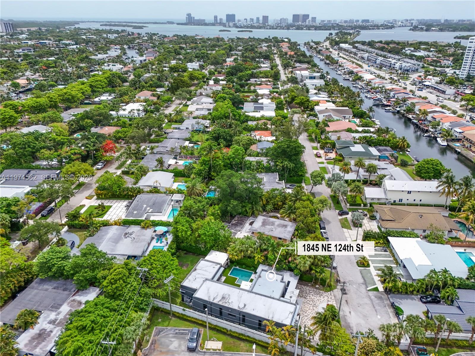 1845 NE 124th St, North Miami FL 33181