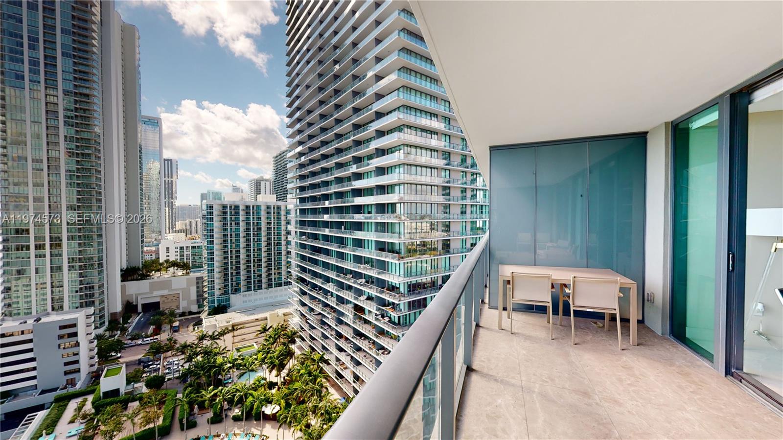 650 NE 32nd St #2005, Miami FL 33137
