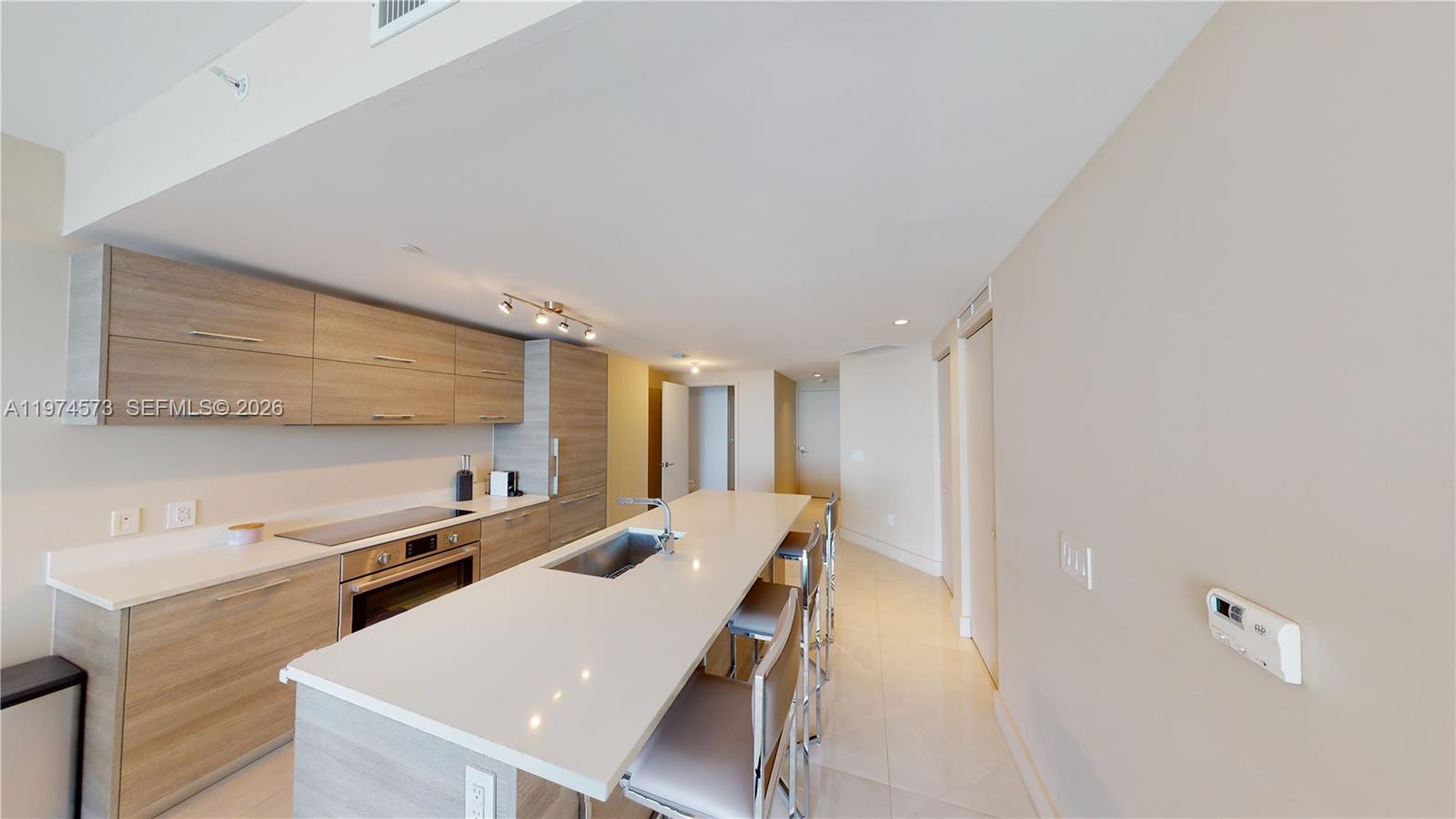 650 NE 32nd St #2005, Miami FL 33137