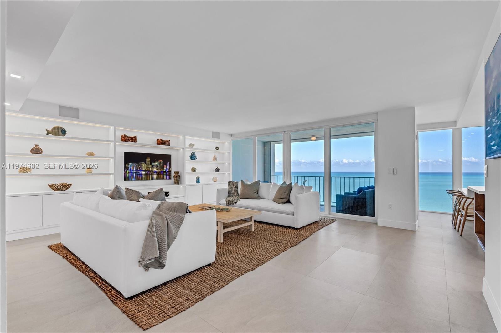 881 Ocean Dr #27D, Key Biscayne FL 33149