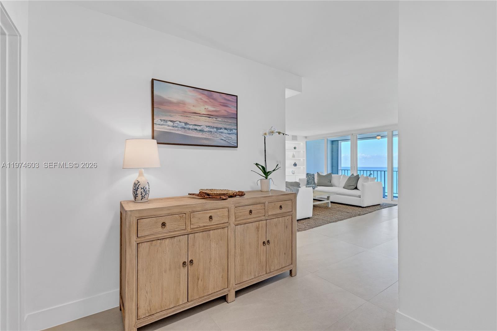 881 Ocean Dr #27D, Key Biscayne FL 33149