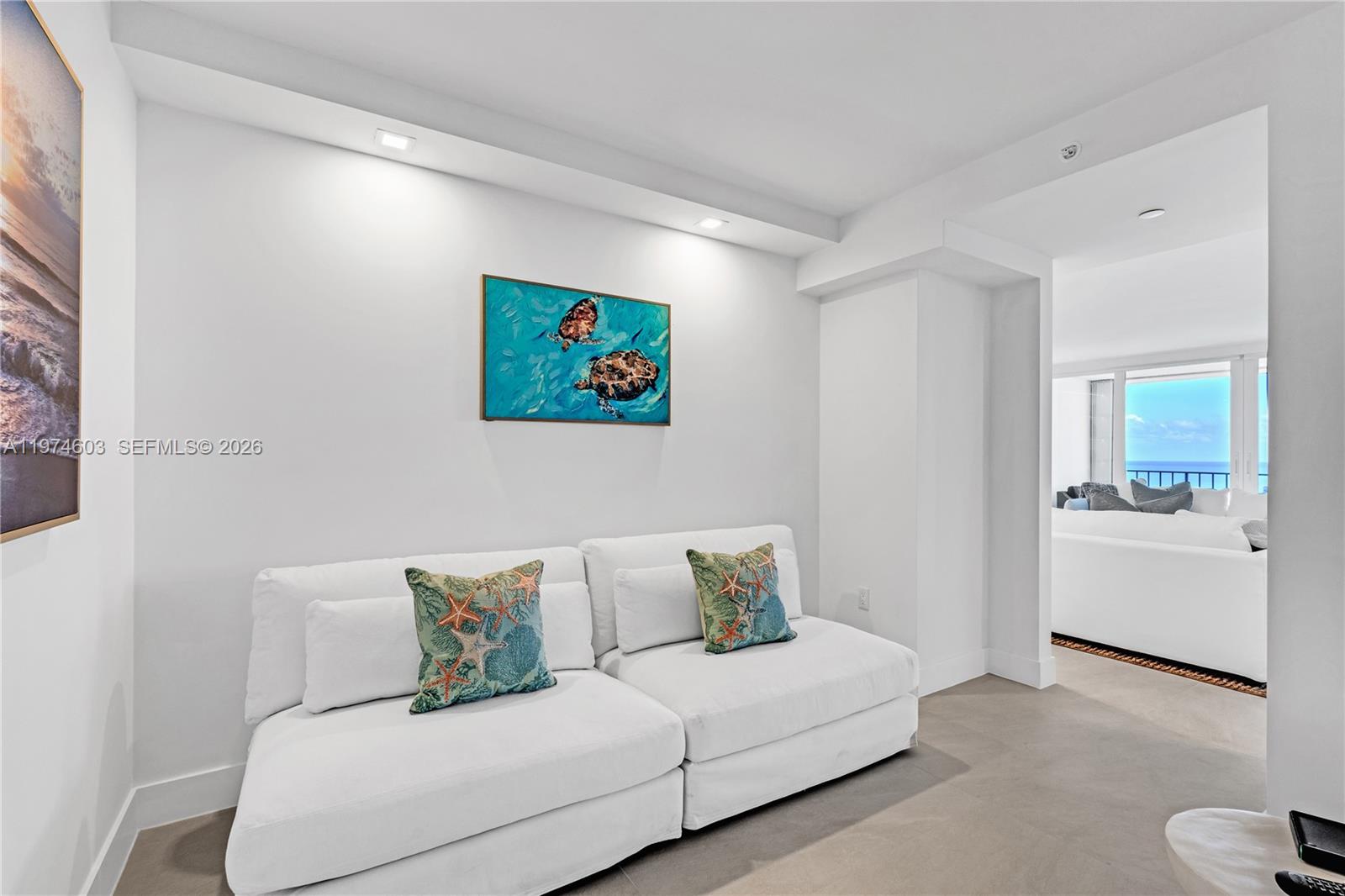 881 Ocean Dr #27D, Key Biscayne FL 33149