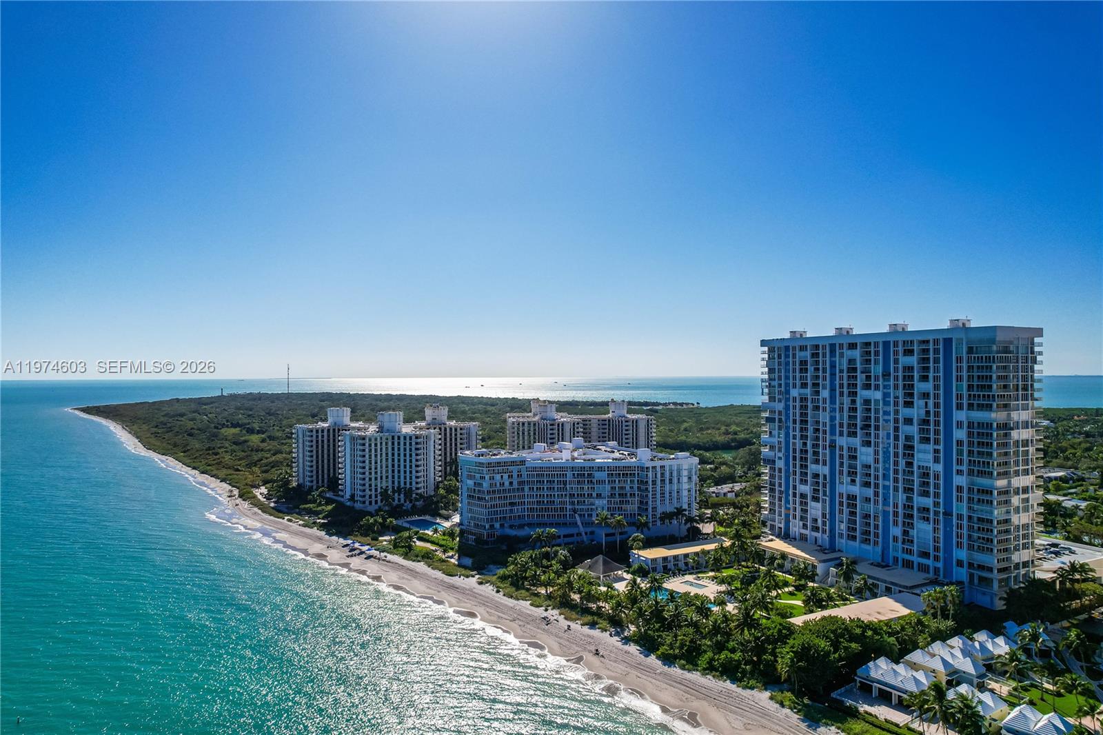 881 Ocean Dr #27D, Key Biscayne FL 33149