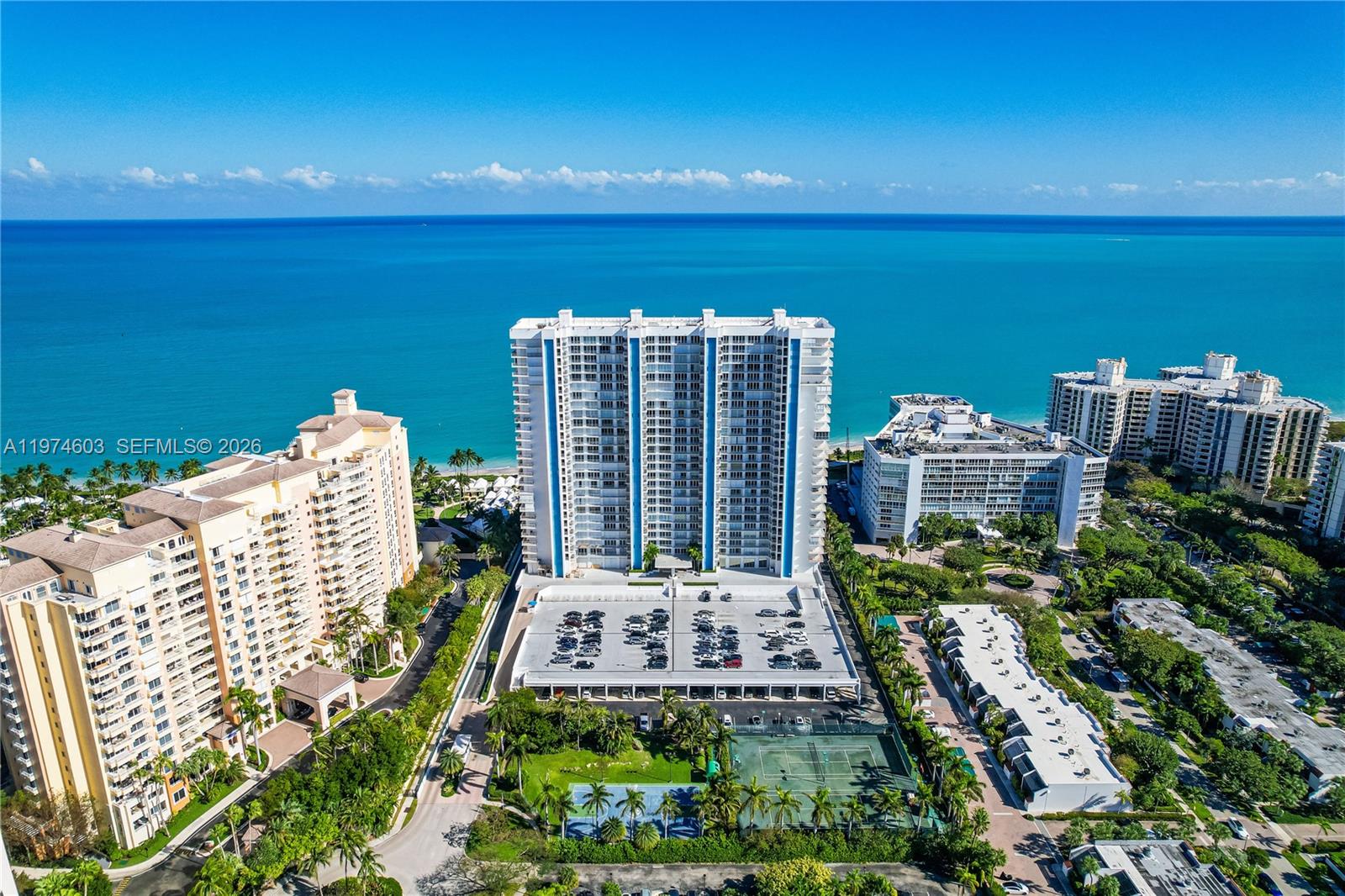 881 Ocean Dr #27D, Key Biscayne FL 33149