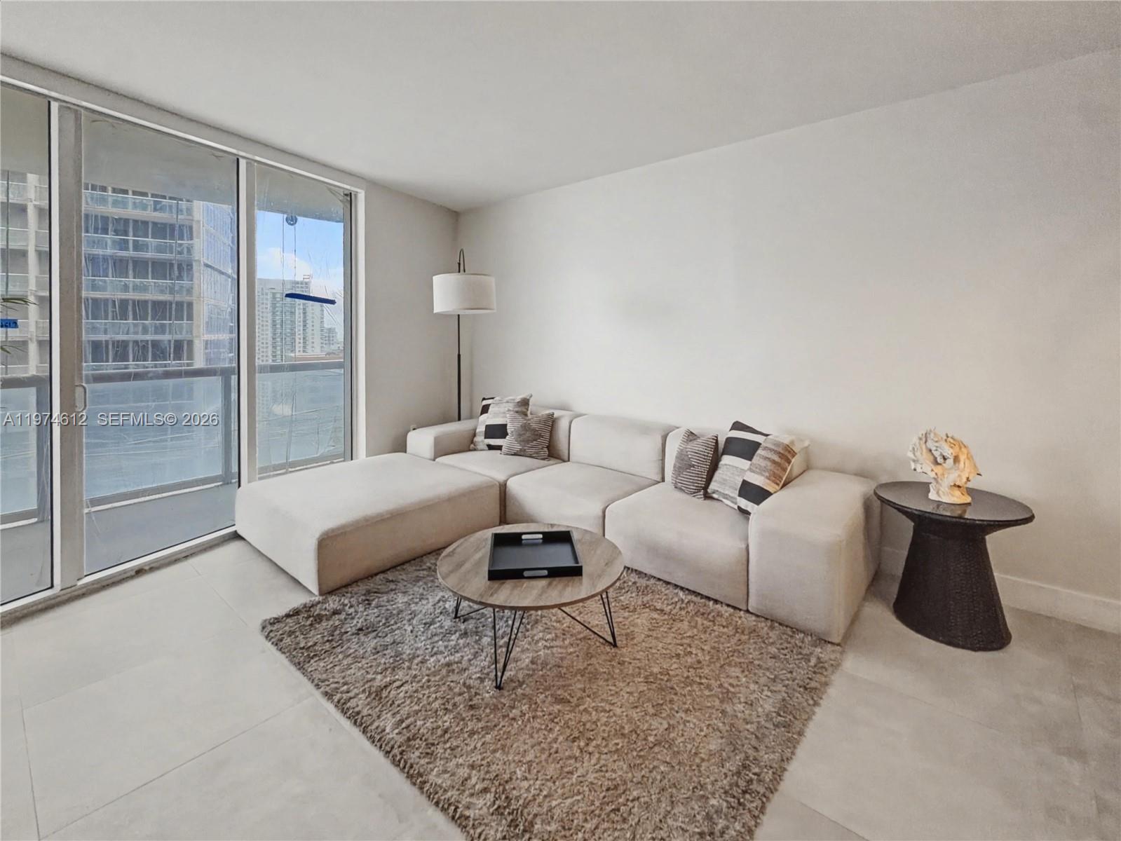 475 Brickell Ave #4611, Miami FL 33131