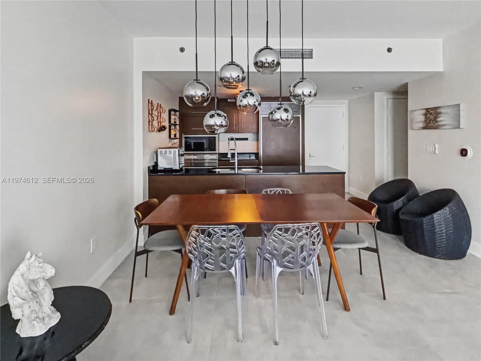 475 Brickell Ave #4611, Miami FL 33131