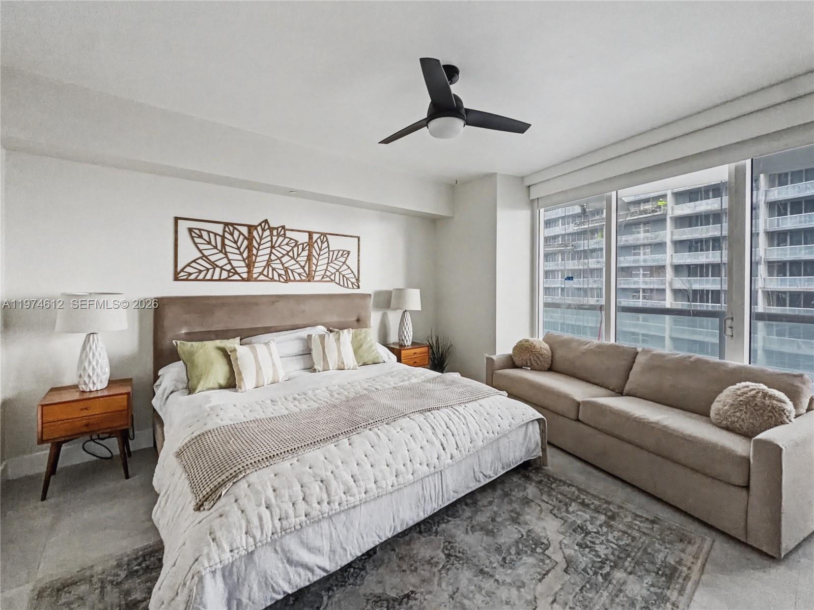475 Brickell Ave #4611, Miami FL 33131