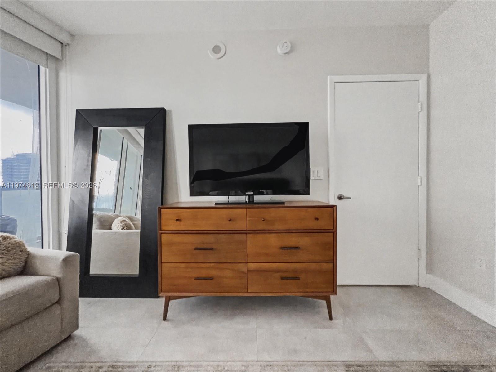475 Brickell Ave #4611, Miami FL 33131