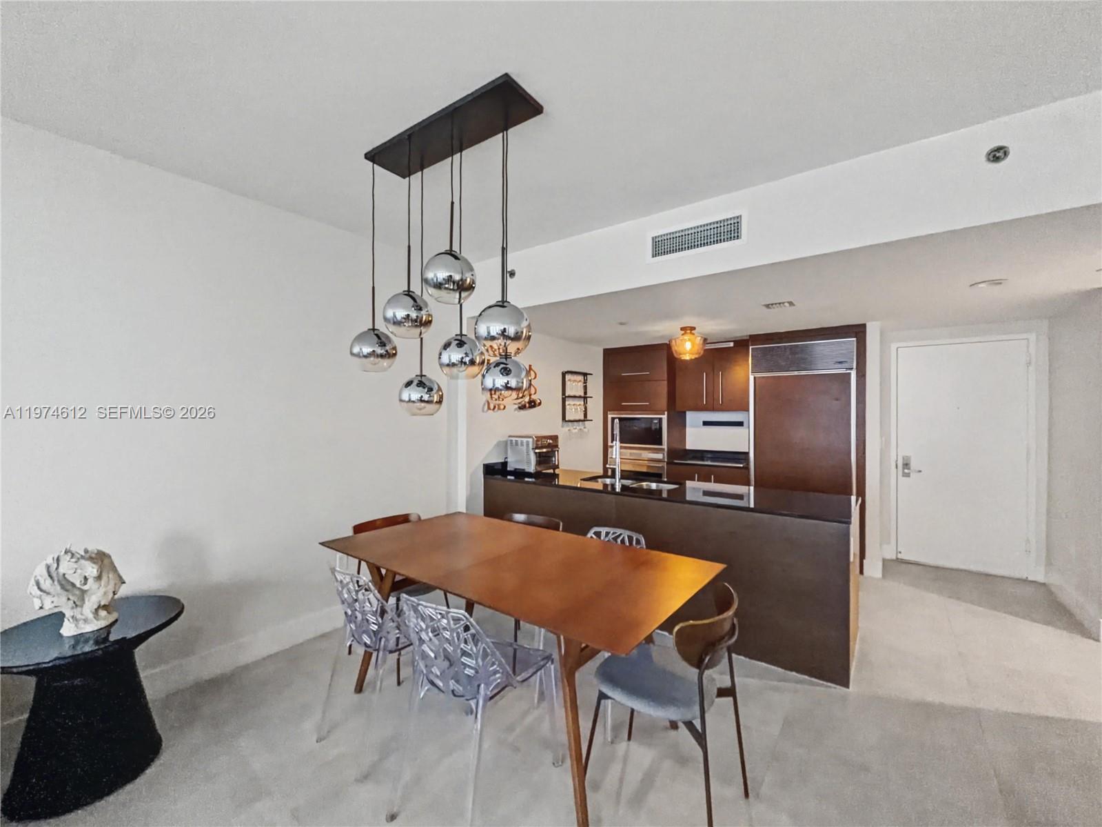 475 Brickell Ave #4611, Miami FL 33131