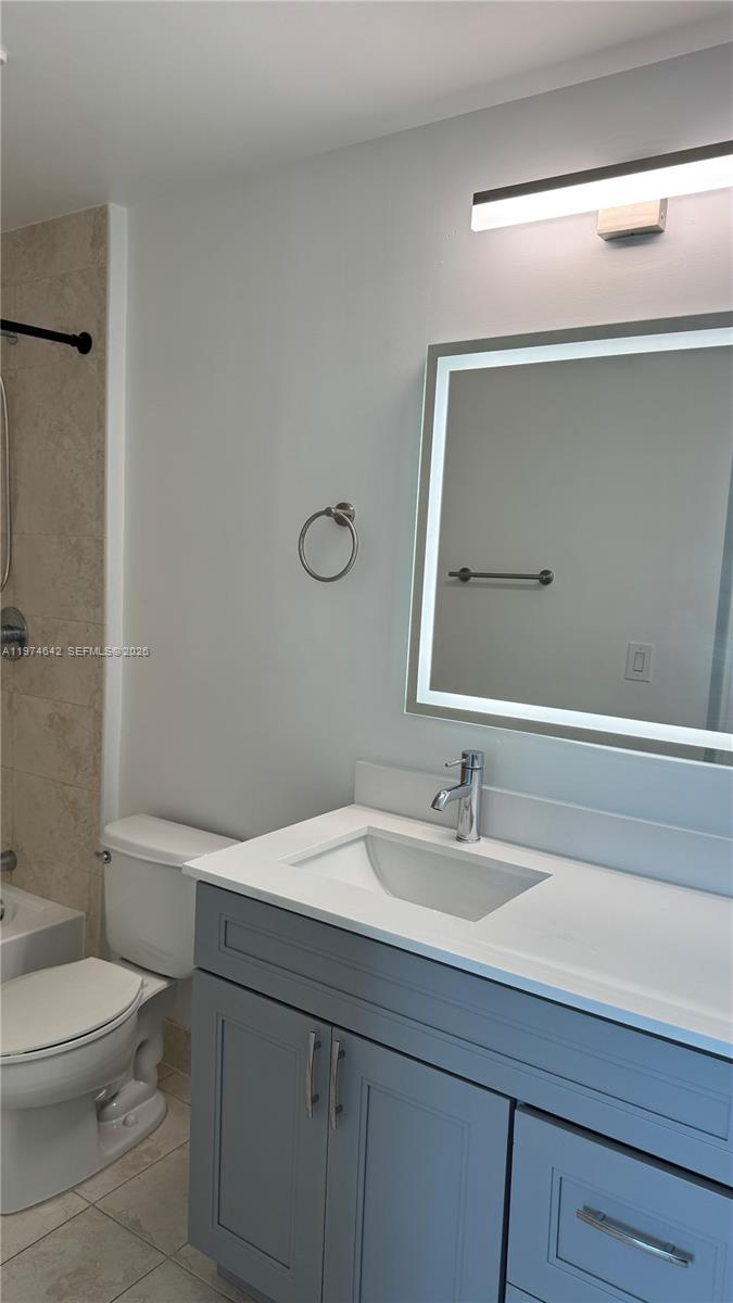 1900 N Bayshore Dr #4112, Miami FL 33132