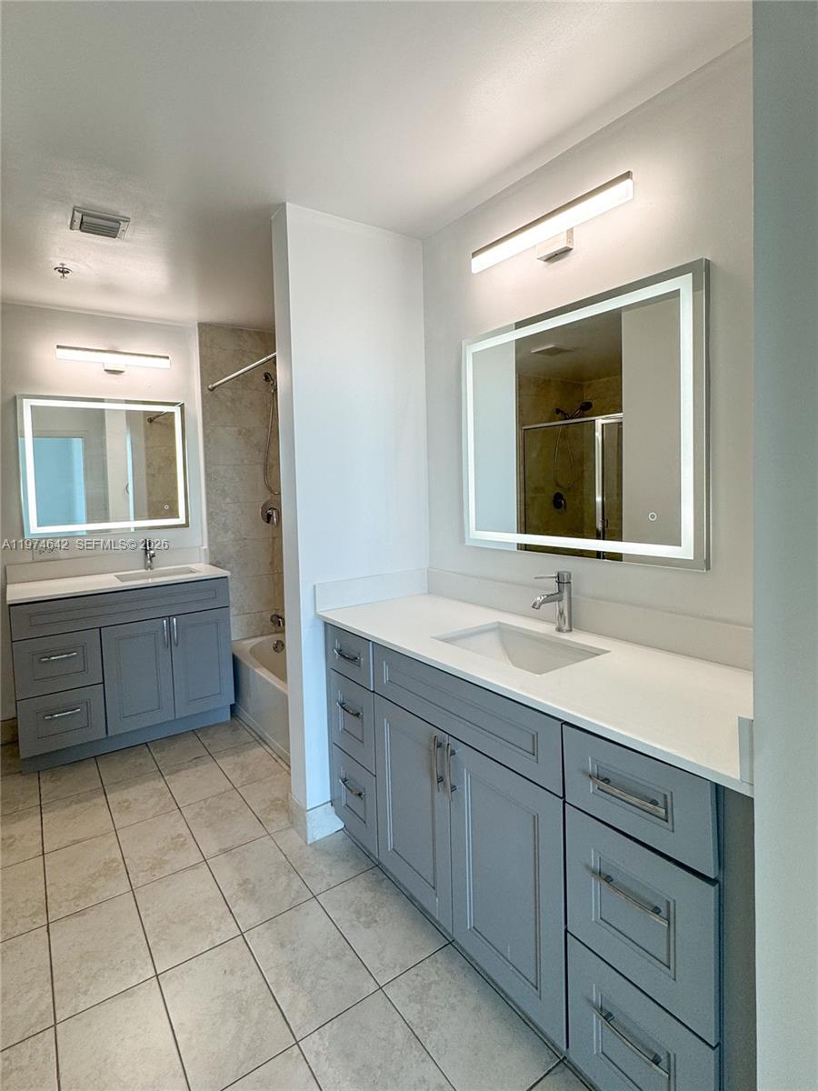 1900 N Bayshore Dr #4112, Miami FL 33132