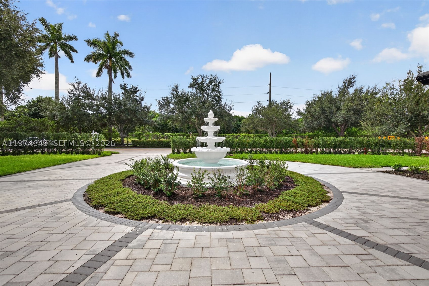 751 Ranch Rd, Weston FL 33326