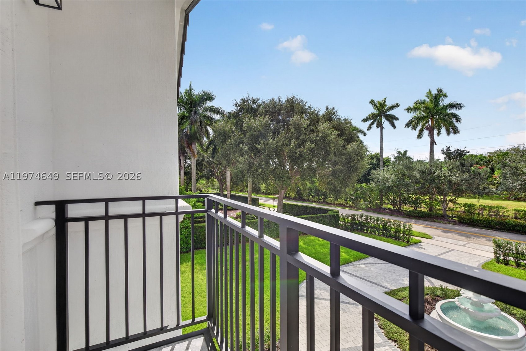 751 Ranch Rd, Weston FL 33326