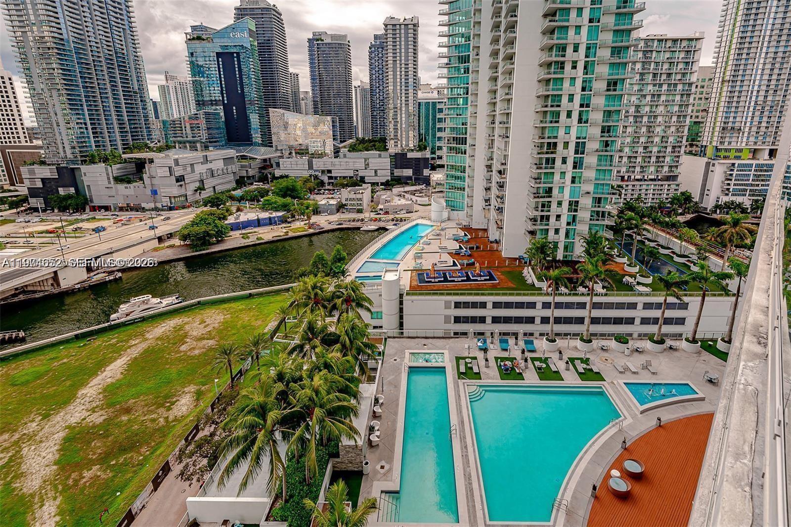 90 SW 3rd St #2002, Miami FL 33130